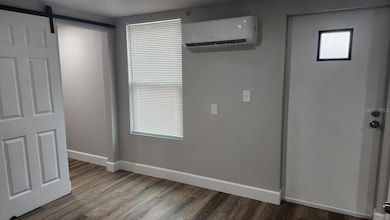 837 Ethyl St unit B, Brandon, FL 33511 - photo 2