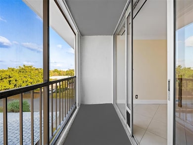 Private, screened patio