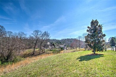 6 Magnolia Farms Dr unit 32, Asheville, NC 28806 - photo 3