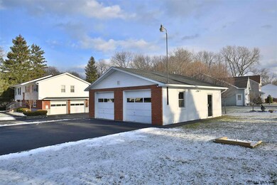 500 Ferris Rd, Schenectady, NY 12304 - photo 3