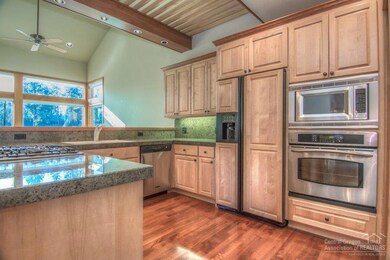 19557 Painted Ridge Loop unit 21, Bend, OR 97702 - photo 5