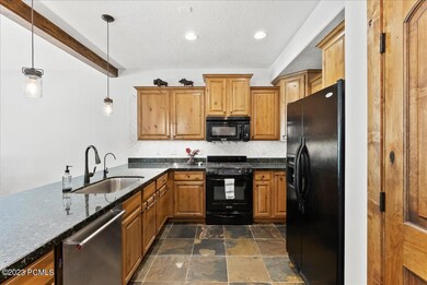 13-1140 455 W, Unit 3, Midway, UT_010