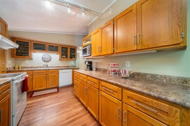 1803 Dunnwood Way, Oregon, WI 53575 - photo 7