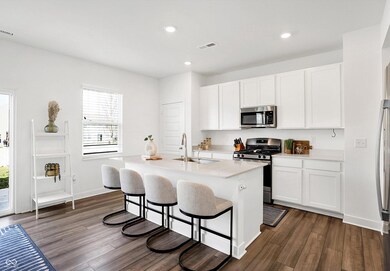 9264 Larson Dr, Pendleton, IN 46064 - photo 5