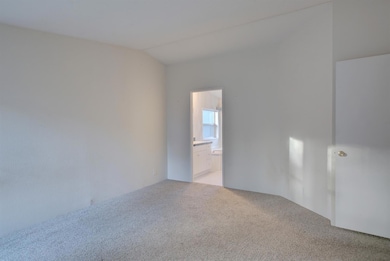 9888 W Evans Creek Rd, Rogue River, OR 97537 - photo 5