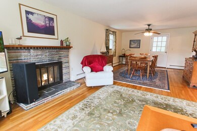 10 Sudbury Dr, Nashua, NH 03062 - photo 4
