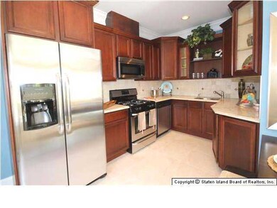 46 El Camino Loop, Staten Island, NY 10309 - photo 5