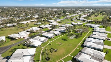 3220 Southfield Ln unit 810, Sarasota, FL 34239 - photo 3