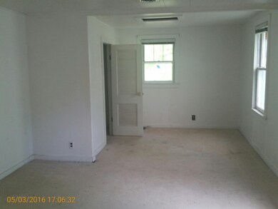2016-05-03-17-06-32