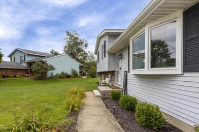 7-680ECrest-Exterior