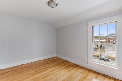 109 Pleasant St unit 202, Claremont, NH 03743 - photo 3