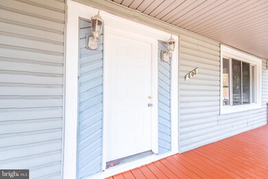 403 Addison Rd S, Capitol Heights, MD 20743 - photo 4
