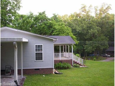 3906 Earnhardt Rd, Asheboro, NC 27205 - photo 2