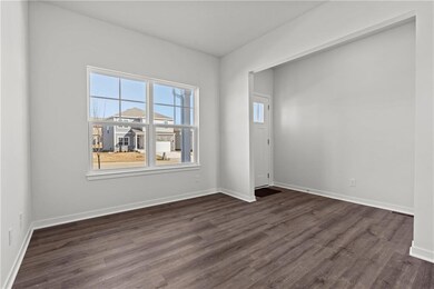 614 Fallen Leaf Dr, Belton, MO 64012 - photo 3