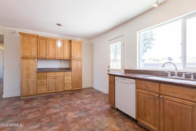 3511 W Detroit St, Chandler, AZ 85226 - photo 5