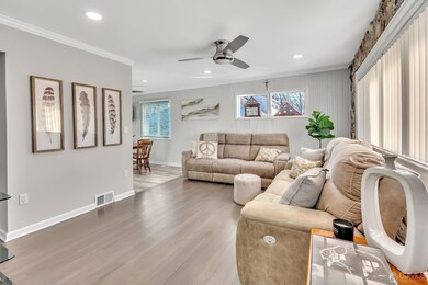 877 Pratt St, Rahway, NJ 07065 - photo 6