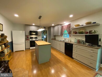 17320 Point Lookout Rd, Lexington Park, MD 20653 - photo 6