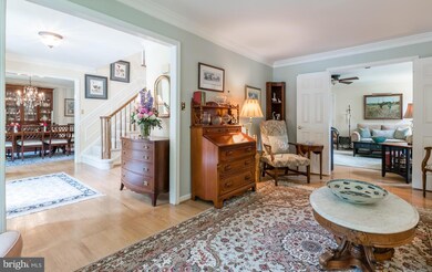 7823 Lakeland Valley Dr, Springfield, VA 22153 - photo 5