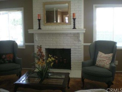 Living room with Fireplace
