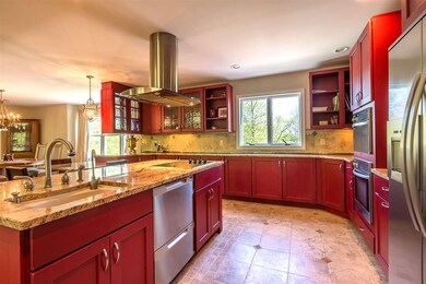 33 Rouges Ridge Rd, Winhall, VT 05340 - photo 4