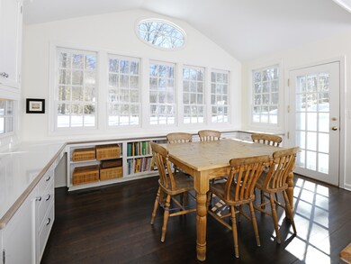 Breakfast area w/ access to backyard