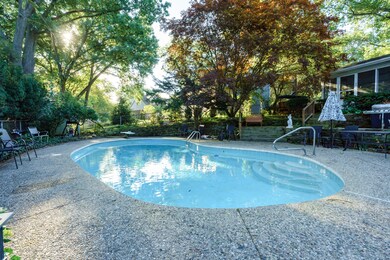Pine_Ridge_Rd_2419_Kalamazoo_49008-35