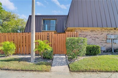 5662 SE Windsong Ln unit 408, Stuart, FL 34997 - photo 6