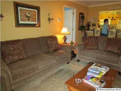 310 Wedgewood Cir, Belford, NJ 07718 - photo 5