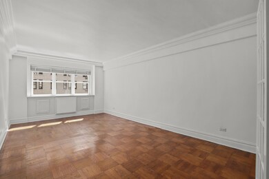 120 E 81st St unit 9G, New York, NY 10028 - photo 7