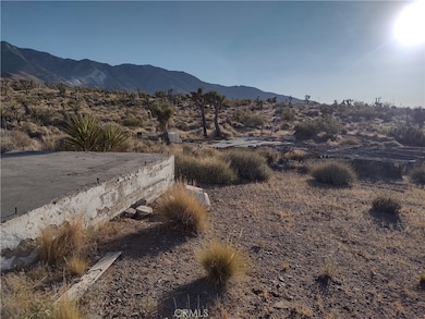 15 Tate Ln, Lucerne Valley, CA 92356 - photo 2