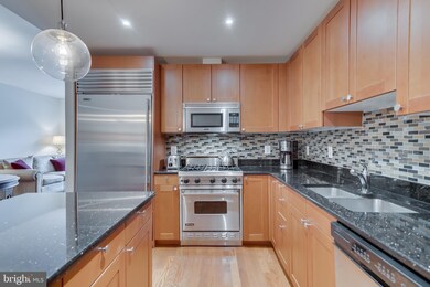 The Columbia Residences unit 531, Washington, DC 20037 - photo 6