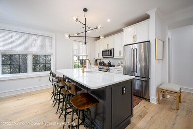 830 Monroe St-9