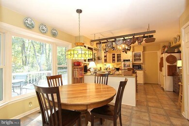 11614 Deer Forest Rd, Reston, VA 20194 - photo 3