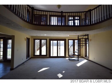 Living Room View to Back Yard