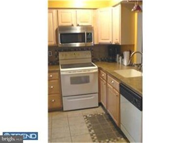 352A Delancey Place unit 352A, Mount Laurel, NJ 08054 - photo 2