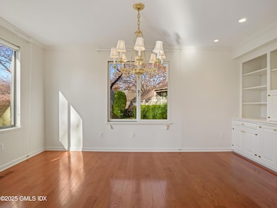 505 W Lyon Farm Dr, Greenwich, CT 06831 - photo 4