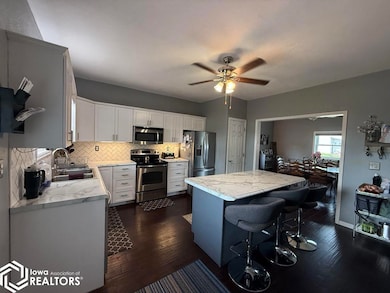 1112 S 16th St, Centerville, IA 52544 - photo 2