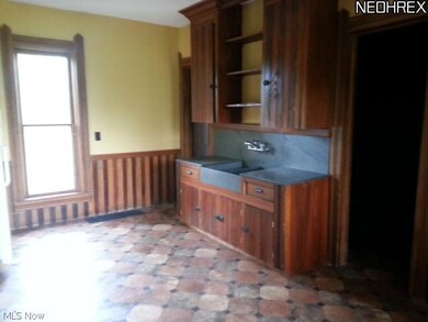 25 E Walnut St, Jefferson, OH 44047 - photo 7