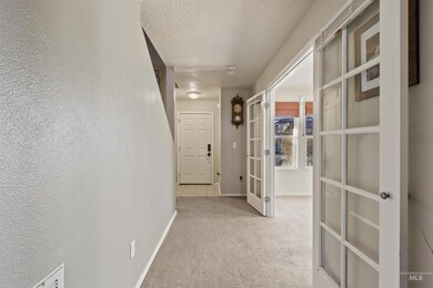 230 E Poplin St, Kuna, ID 83634 - photo 4