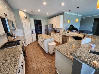 3848 Lakeway Dr, Southlake, TX 76092 - photo 7