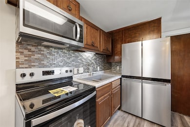 401 7th Ave, Clarence, IA 52216 - photo 4