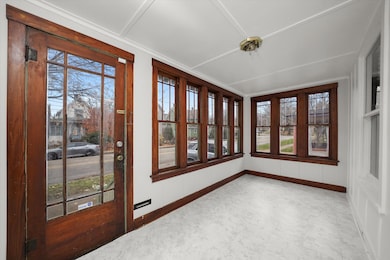 281 Gifford Place, Elgin, IL 60120 - photo 3