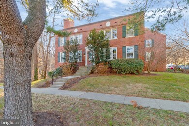 1917 N Rhodes St unit 12, Arlington, VA 22201 - photo 5