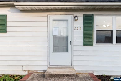 205 Starling Ln, Mount Holly, NJ 08060 - photo 3