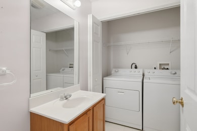 585 Sheridan St unit 44, Chicopee, MA 01020 - photo 6