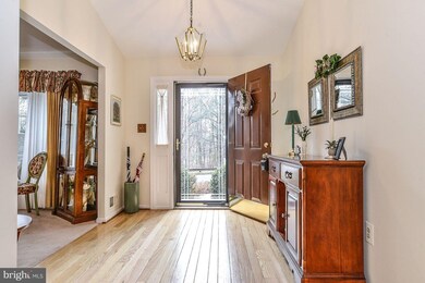 8800 Shadowlake Way, Springfield, VA 22153 - photo 2