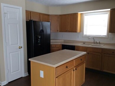 13027 Messina Cir, Fishers, IN 46038 - photo 4