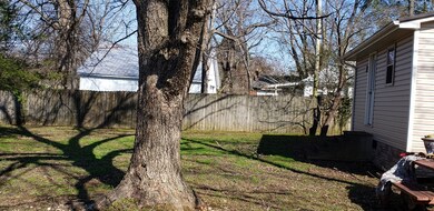 614 Polk St, Manchester, TN 37355 - photo 3