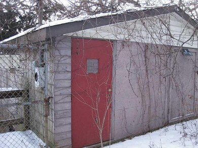 Parking Lot/Garage.