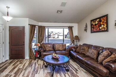 41 N Russell Ct, Gilbert, AZ 85234 - photo 5